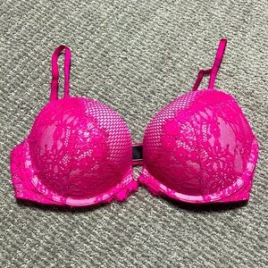 Victoria's Secret Fuchsia Lace Bra